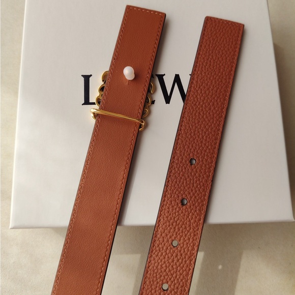 Loewe Tan Brown Grained Leather Belt with Gold Anagram Buckle Size 90 - Picture 4 of 6